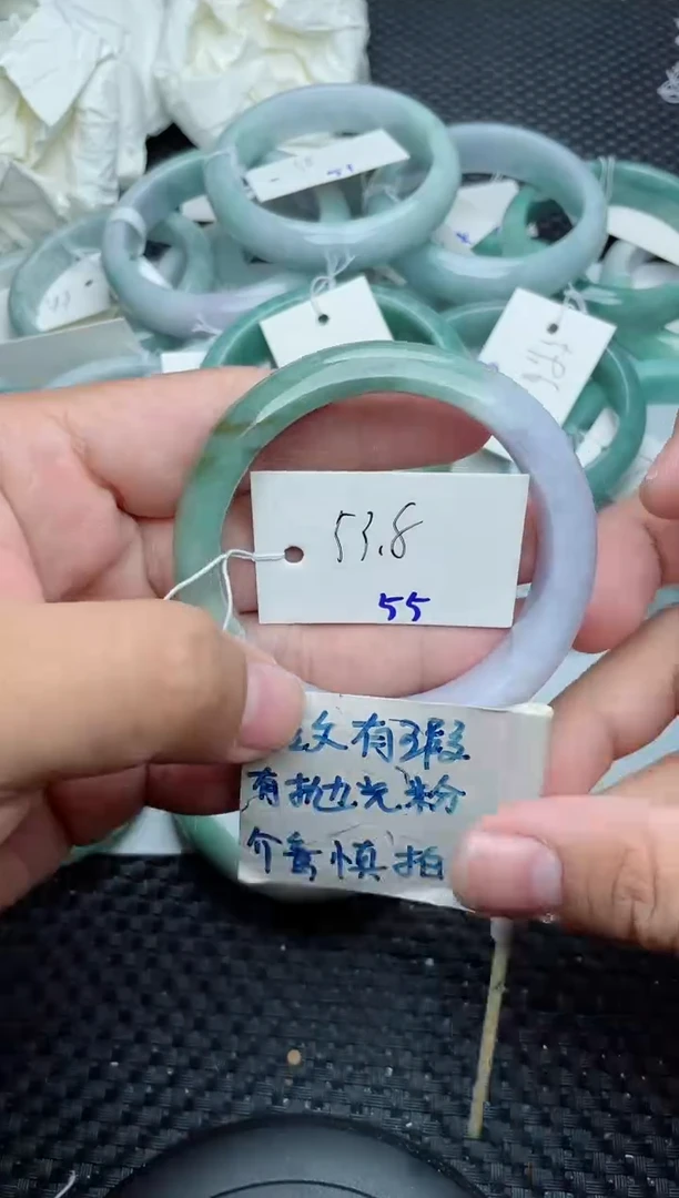 未镶嵌手镯翡翠55