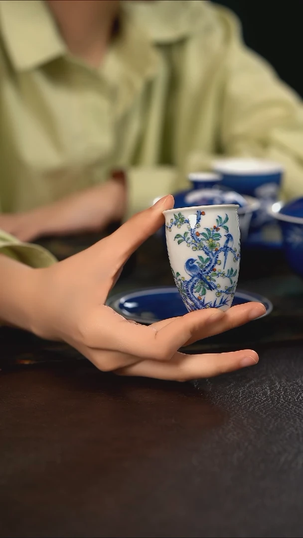 杯聚澜堂斗彩喜鹊登枝闻香杯