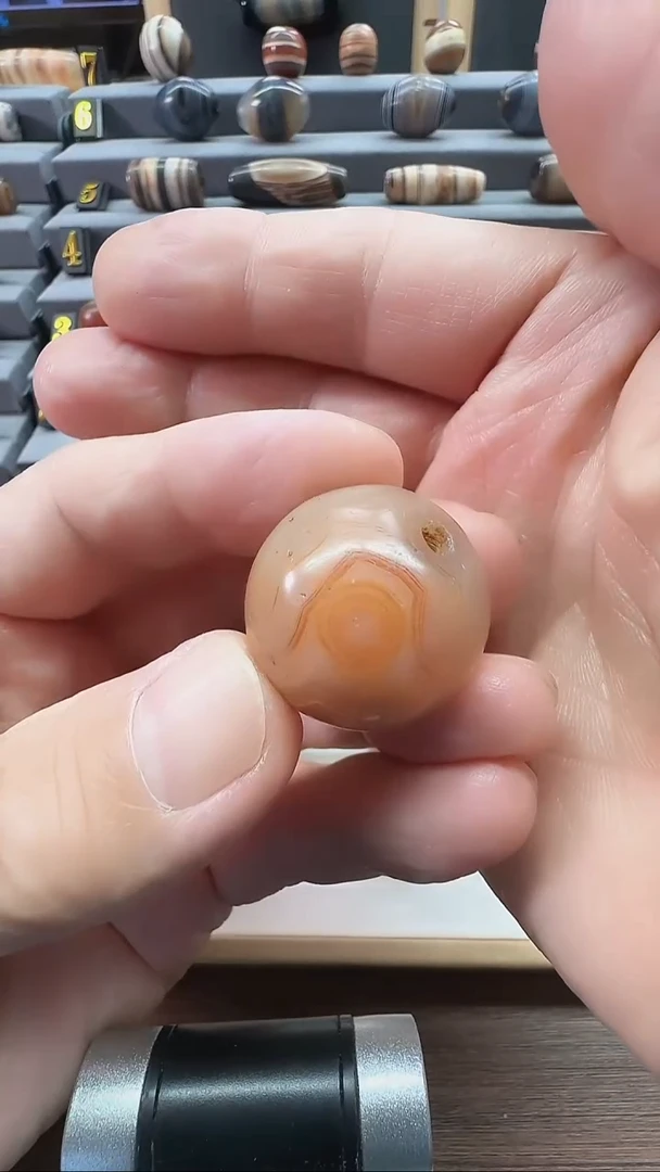 未镶嵌颈饰玛瑙/玉髓玛瑙26