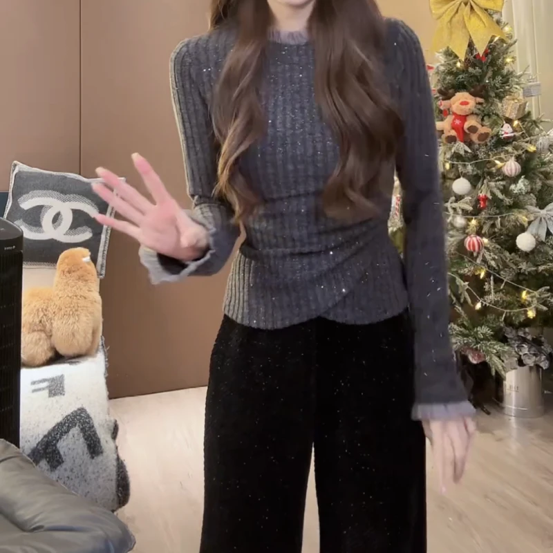 新款百搭显瘦设计蕾丝感拼接气花边气质上衣LK2501059