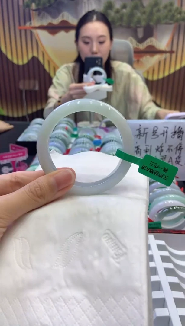 未镶嵌手镯翡翠00003911