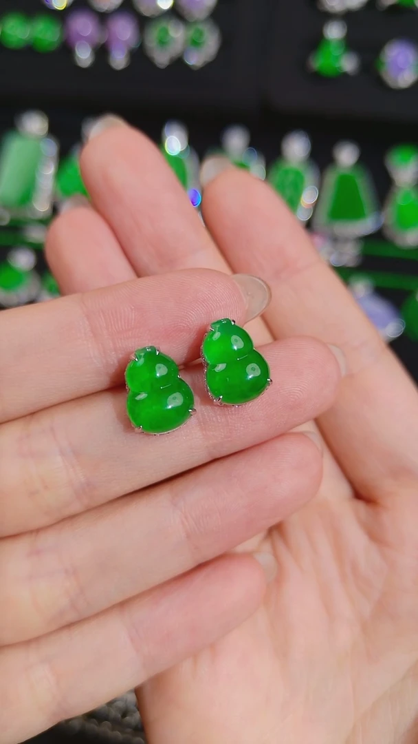 吊坠(不含链)18K金镶嵌翡翠葫芦耳钉