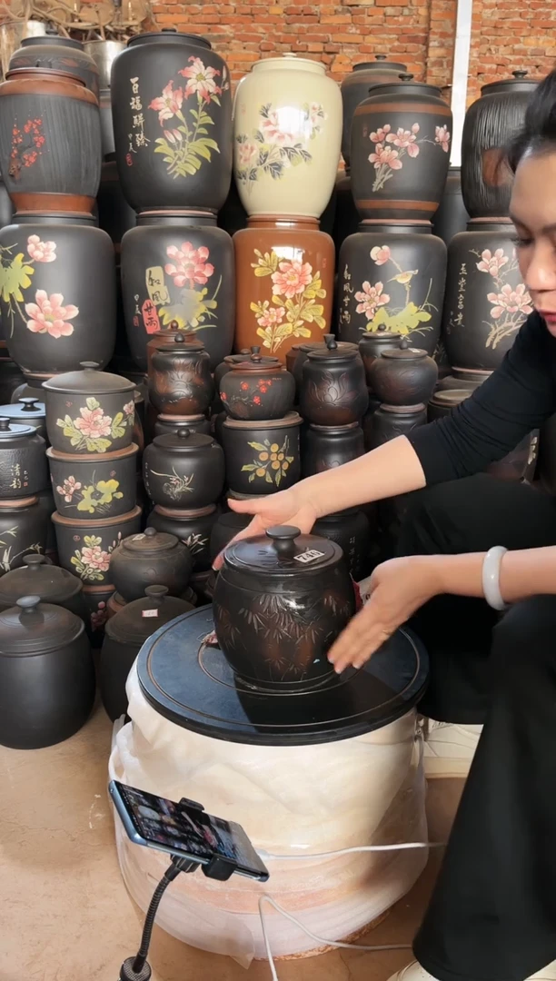 【闪购商品】壶瑕疵茶叶罐 腰鼓竹子  746