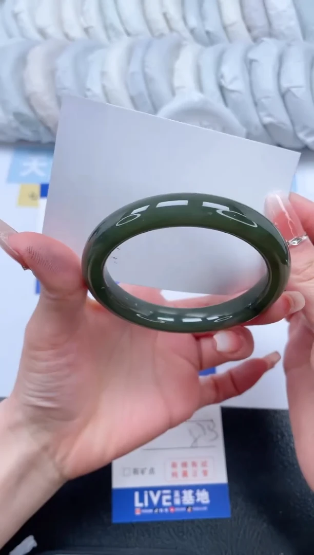 【闪购商品】和田玉手镯未镶嵌T211-57.3