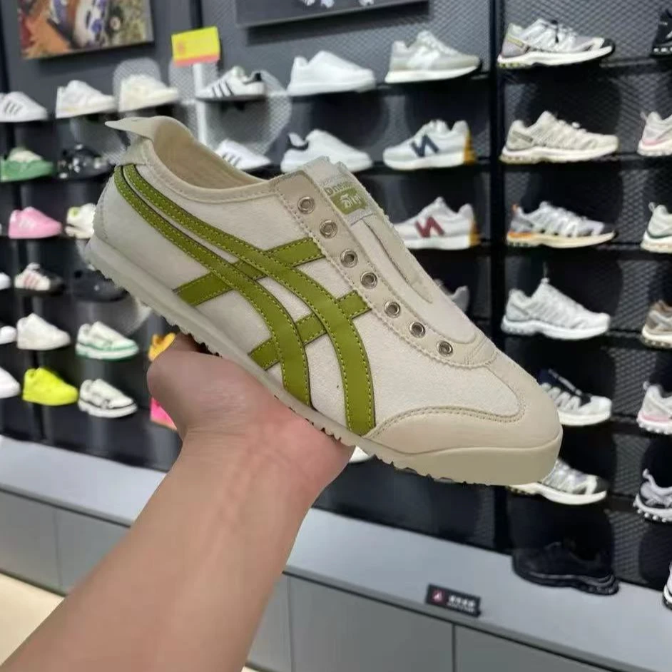 【实体撤柜】夏季板鞋舒适百搭时尚一脚蹬情侣运动休闲鞋