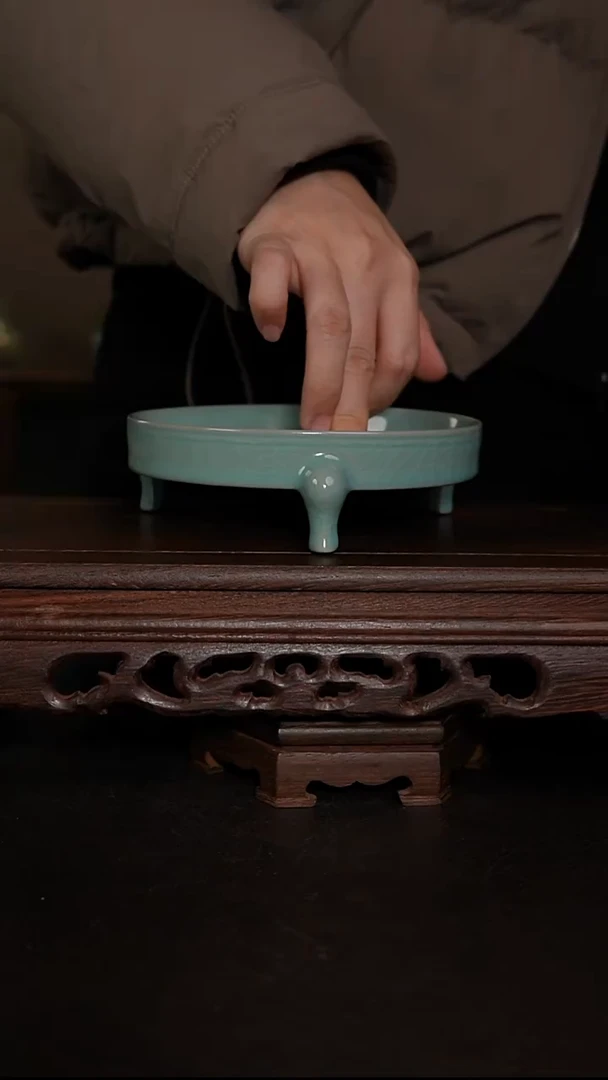 摆件瓷仿古手工三足笔洗