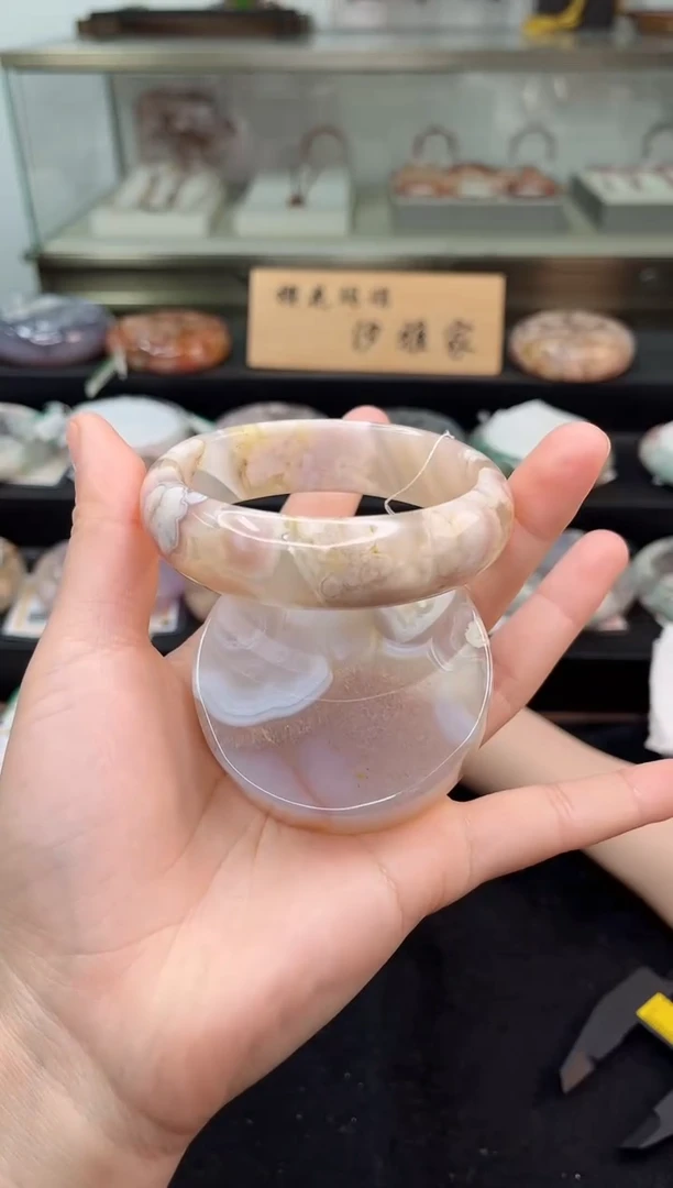 未镶嵌手镯石英质玉60圈口（赠品镯心）6510109