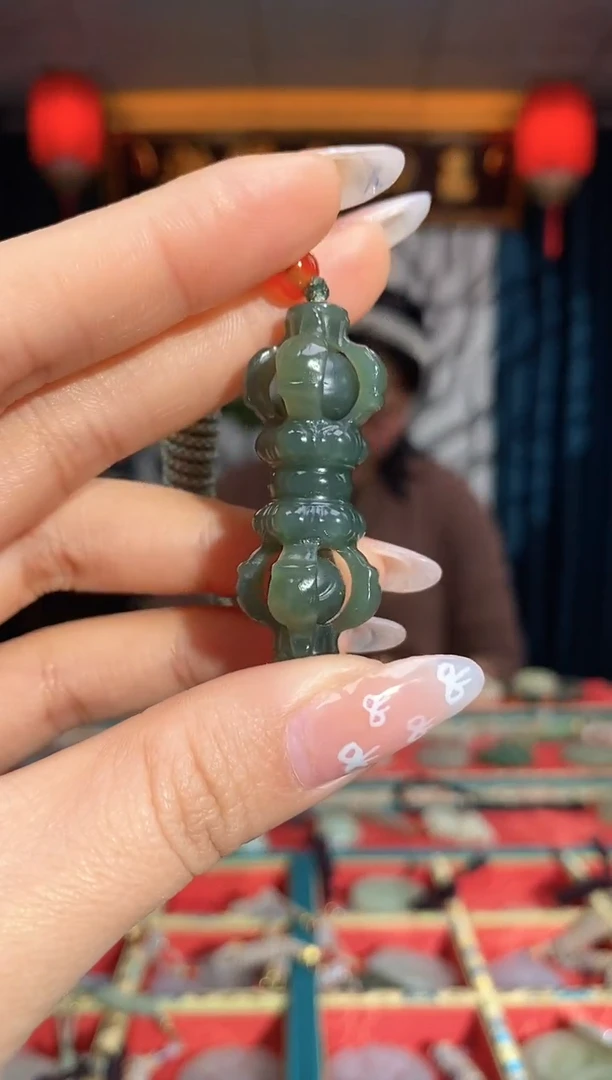 【闪购商品】和田玉颈饰未镶嵌杵