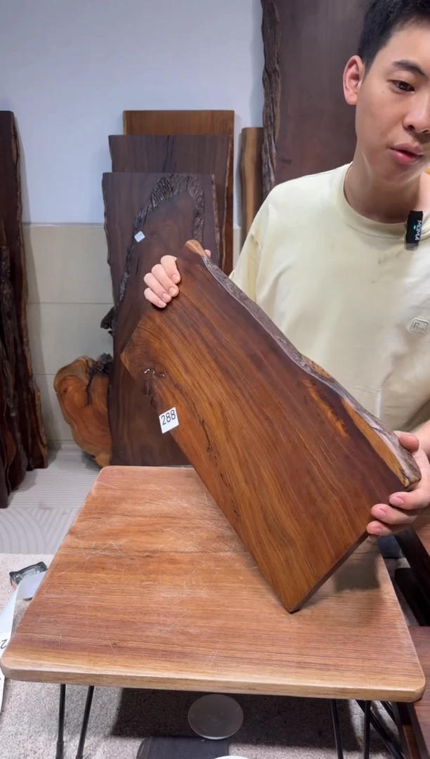 风车木（黑檀木）尺寸52*24*2.3编号288