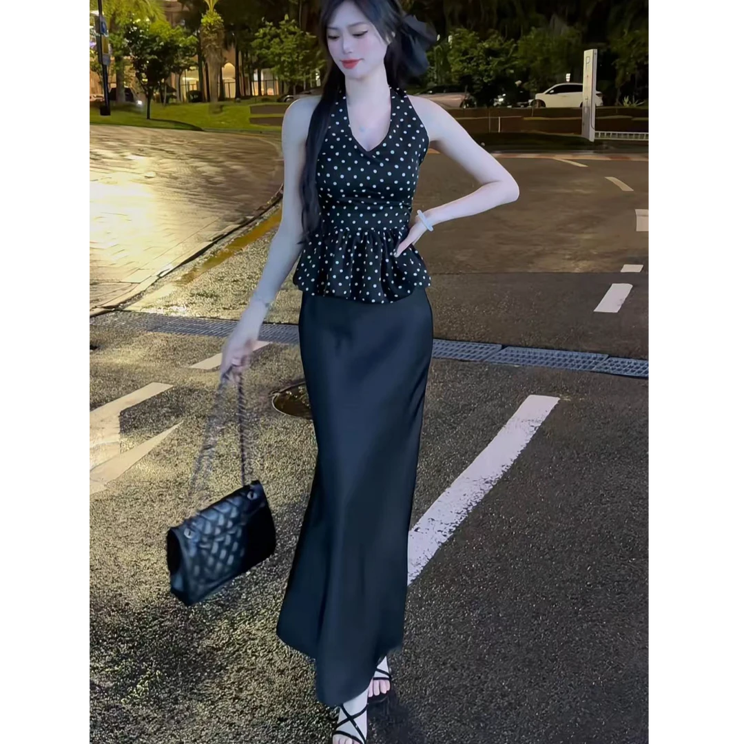 夏季新款气质百搭无袖甜美中长款镂空吊带胸衣搭缎面裙