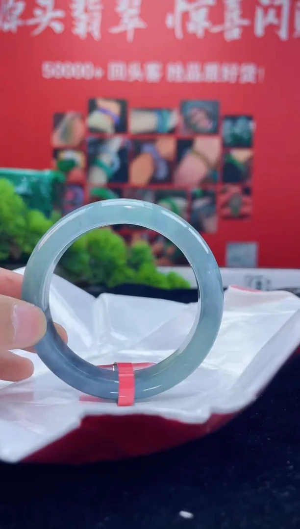 翡翠手镯未镶嵌8手镯