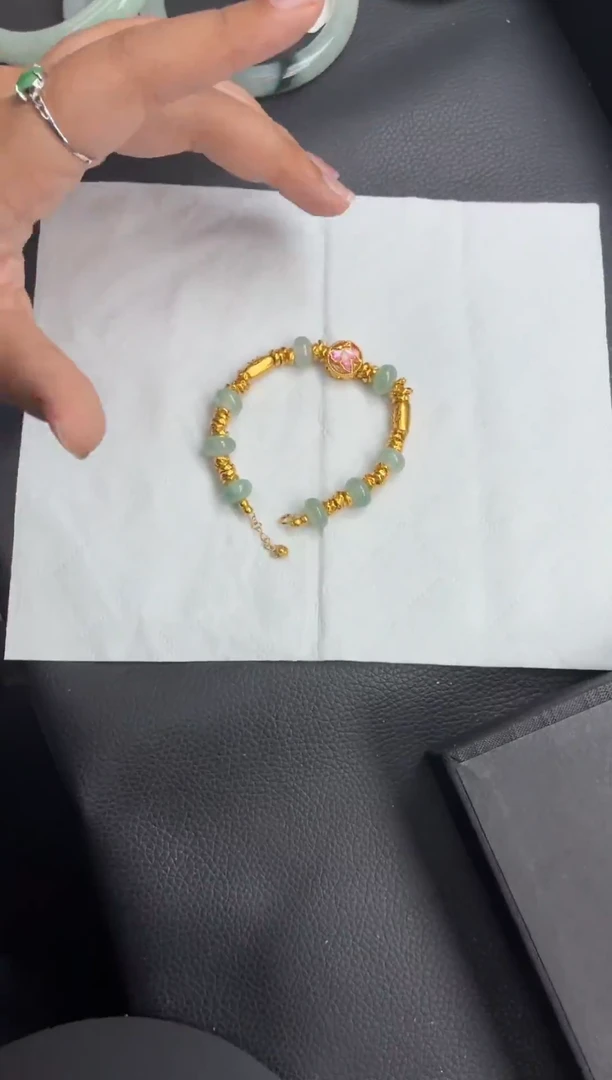足金镶嵌手串翡翠手链