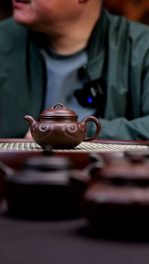 茶壶紫砂紫砂茶壶（如意仿古）