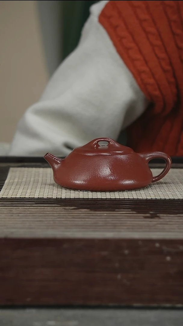 茶壶紫砂全手，龙血砂180CC39号
