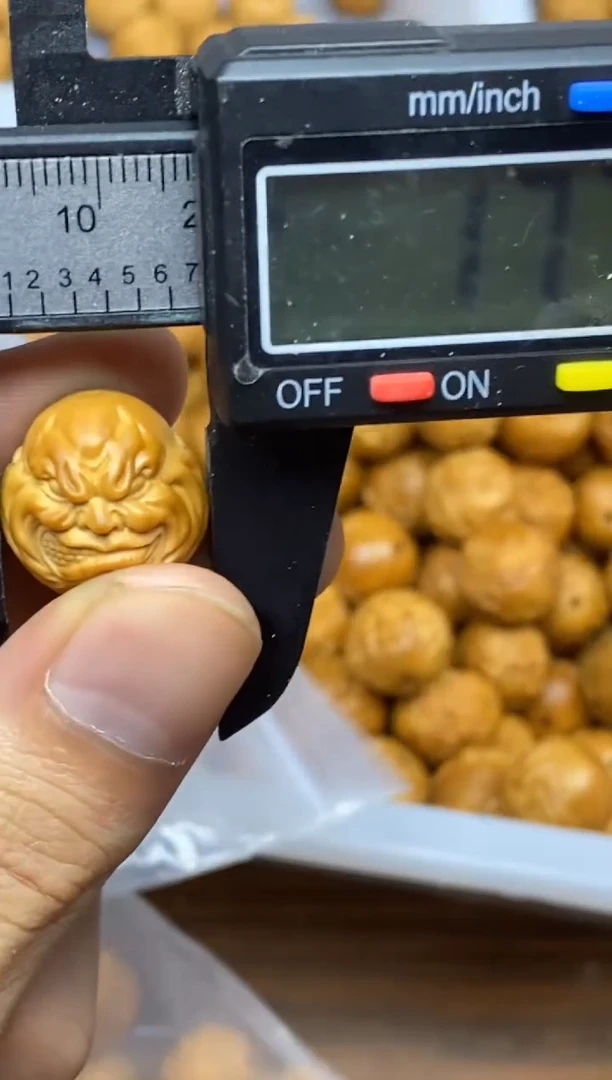 猴头核桃吊坠大亨 烟鬼 素