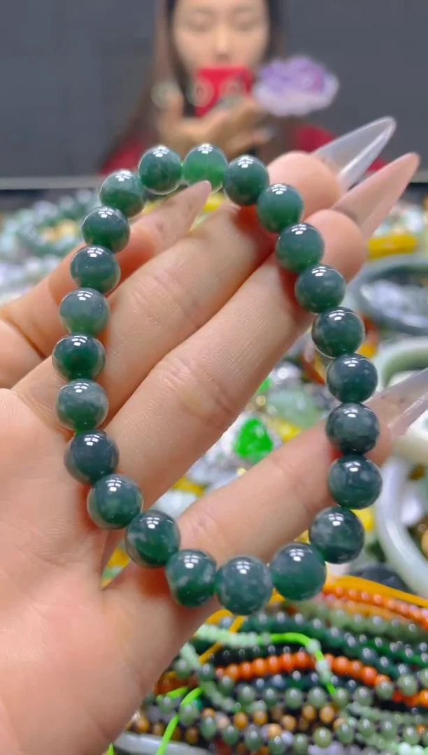 颈饰未镶嵌翡翠8MM