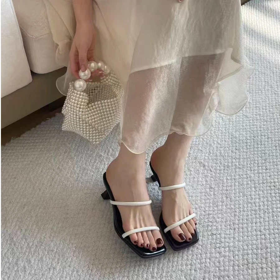 S626   新款法式气质百搭时尚细跟凉拖鞋