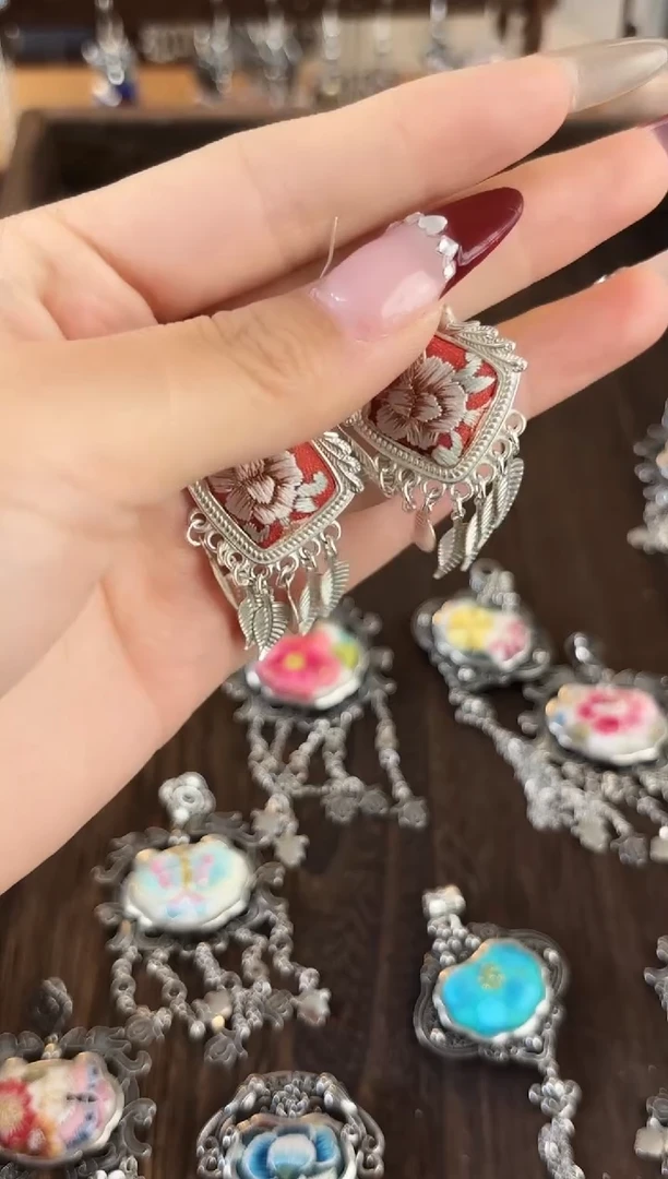 织绣织绣彩云南阁老绣饰品257