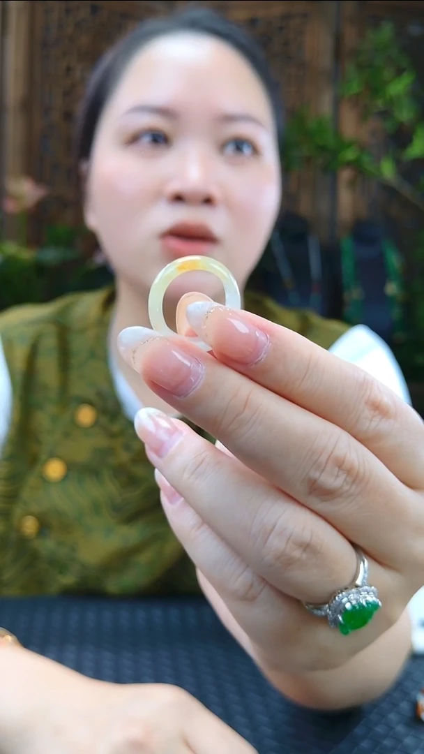 吊坠(不含链)未镶嵌翡翠戒圈