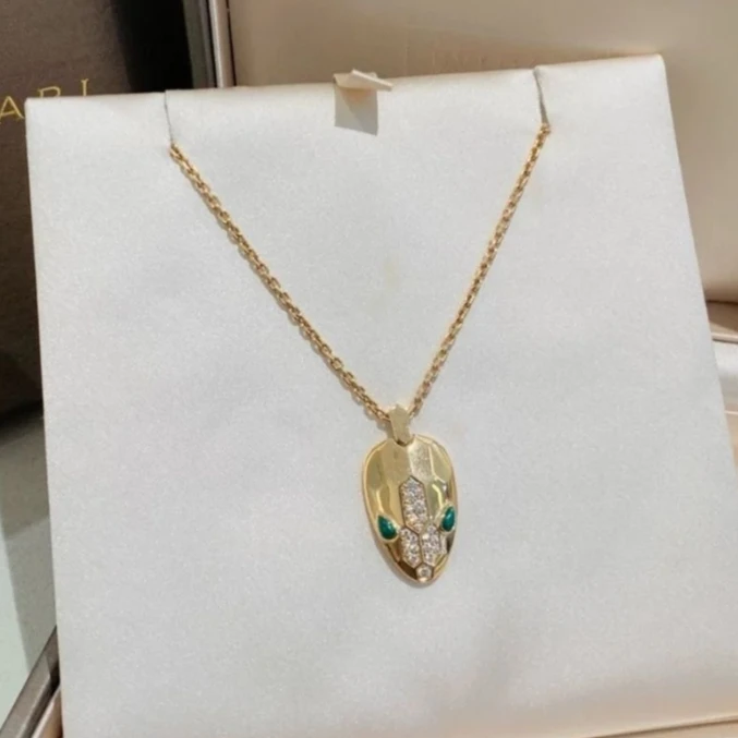 99新 BVLGARI/宝格丽 拆小花6枫蛇头半钻玫瑰金钻石孔雀石项链