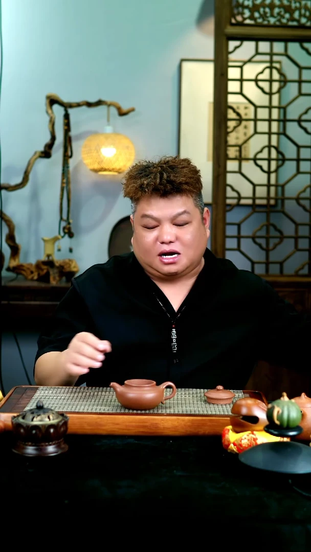 茶壶紫砂宜兴紫砂壶  仿古  240cc