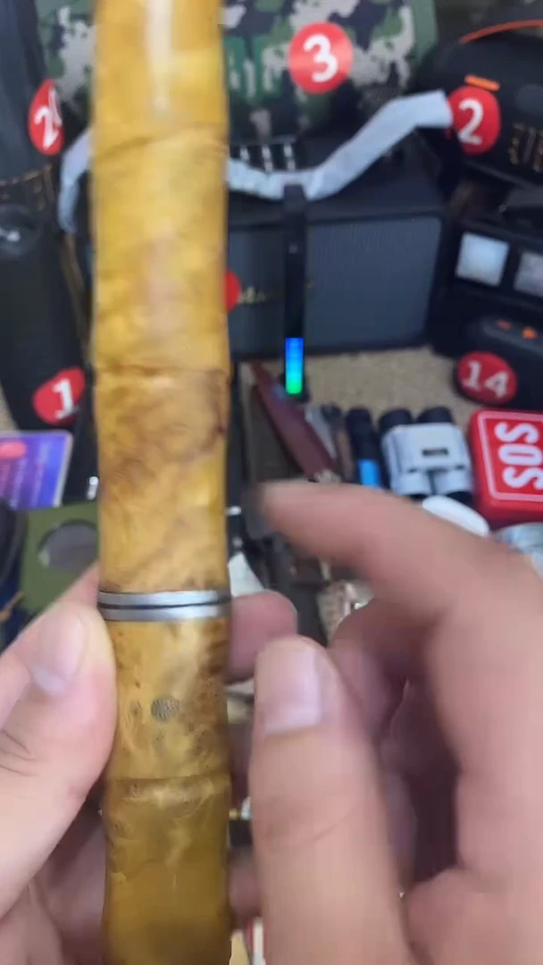 瓷片闪购商品 如图所示