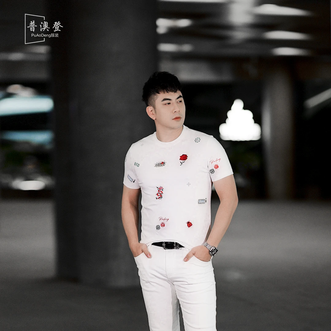 2025夏季新款薄款时尚潮流个性百搭修身满印绣花男士休闲短袖T恤