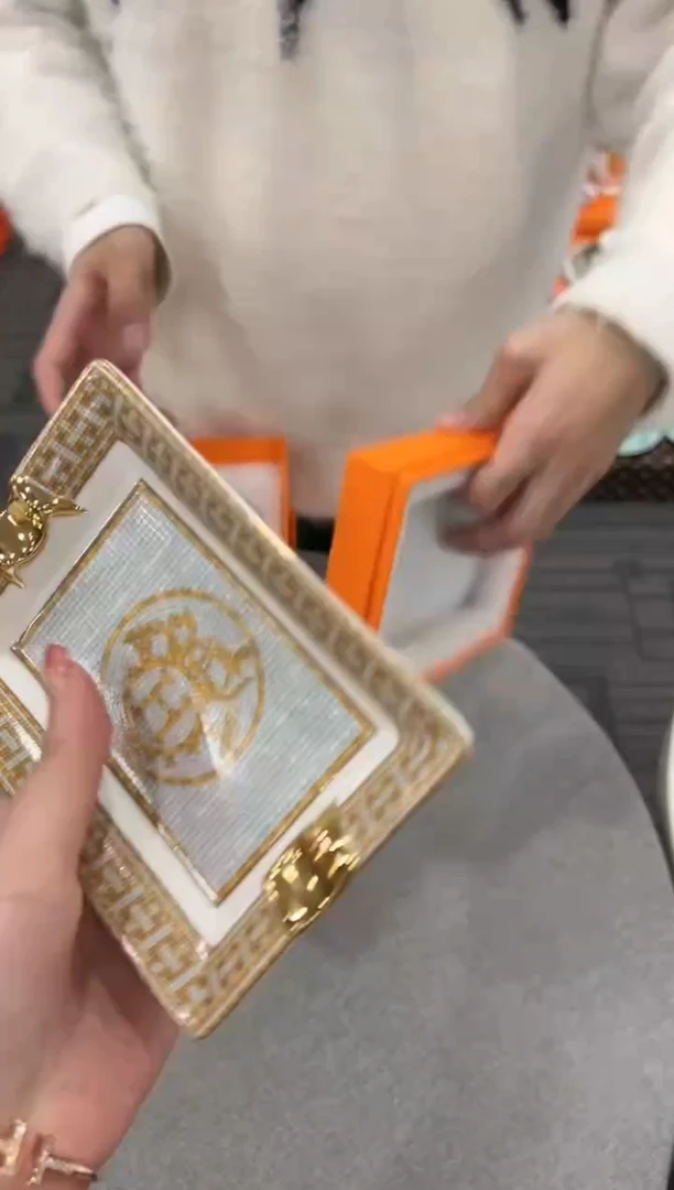 【闪购商品】杯H600--------------