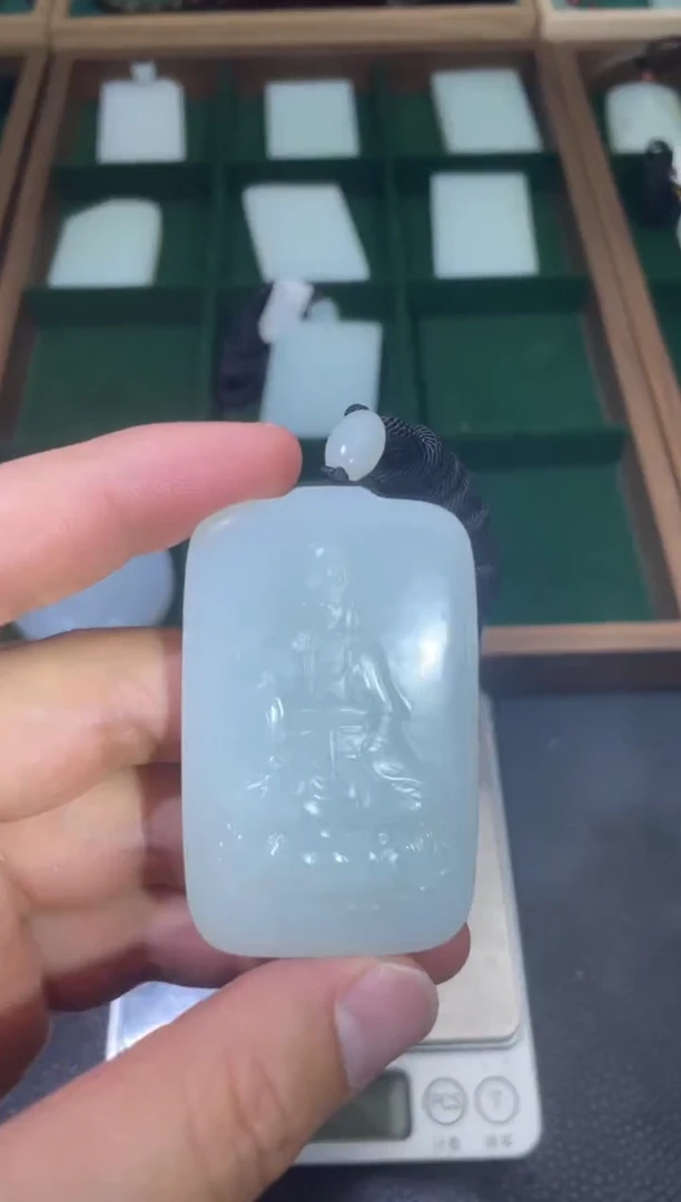 定制和田玉观音