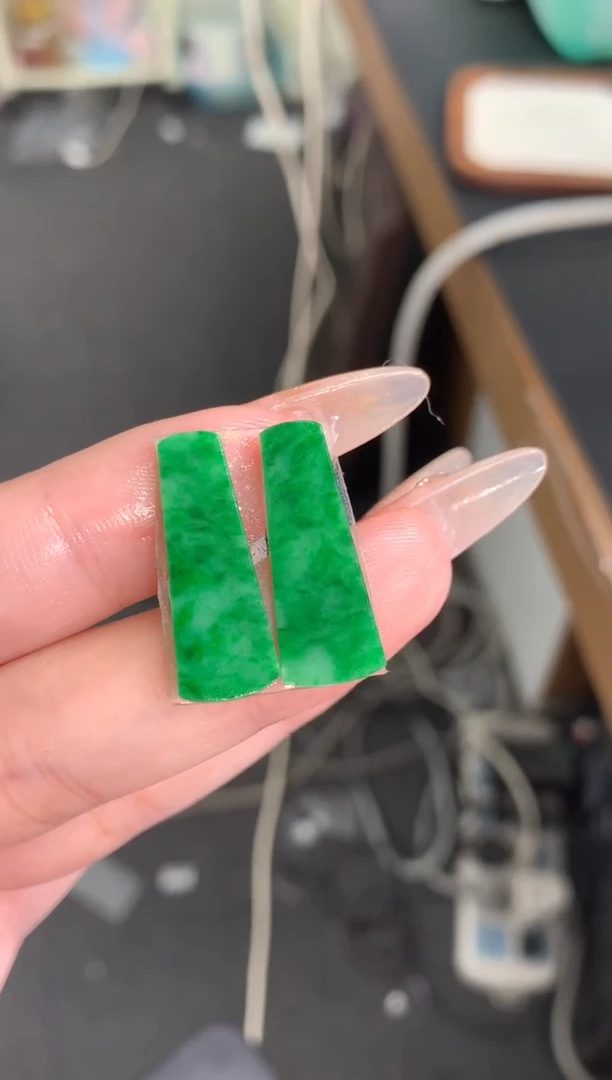 未镶嵌定制翡翠一对无事牌