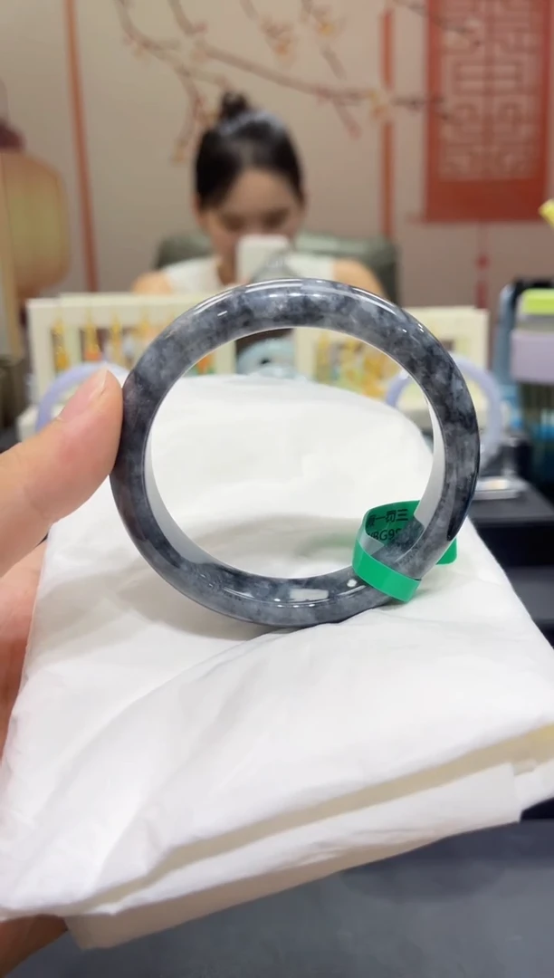 未镶嵌手镯翡翠00008309