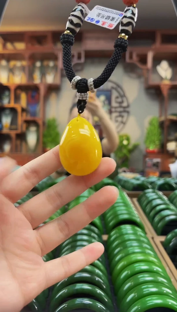 蜜蜡颈饰未镶嵌水滴