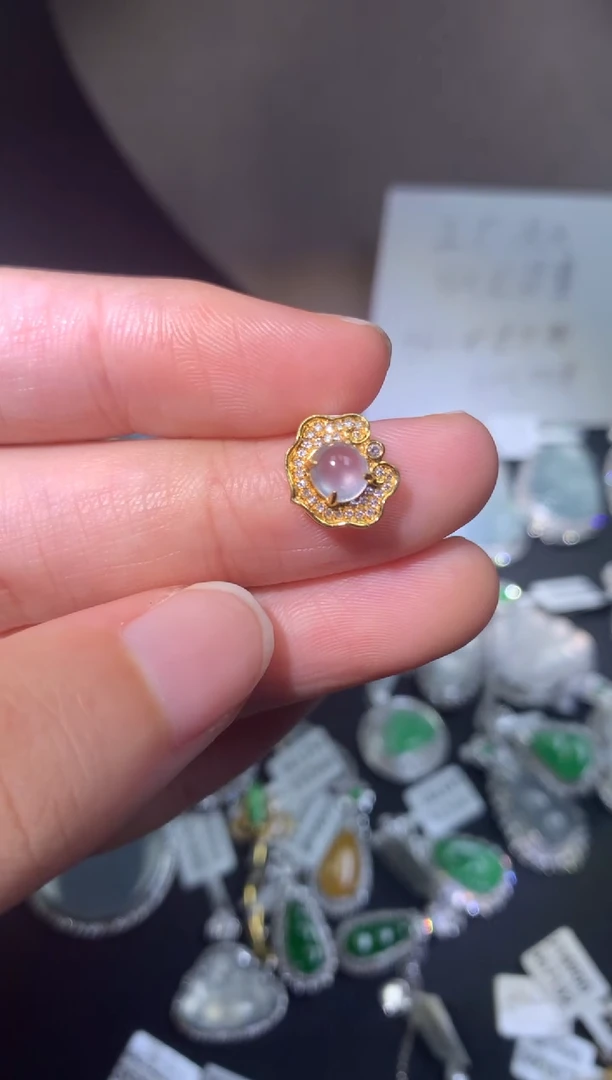 吊坠(不含链)18K金镶嵌翡翠吊坠