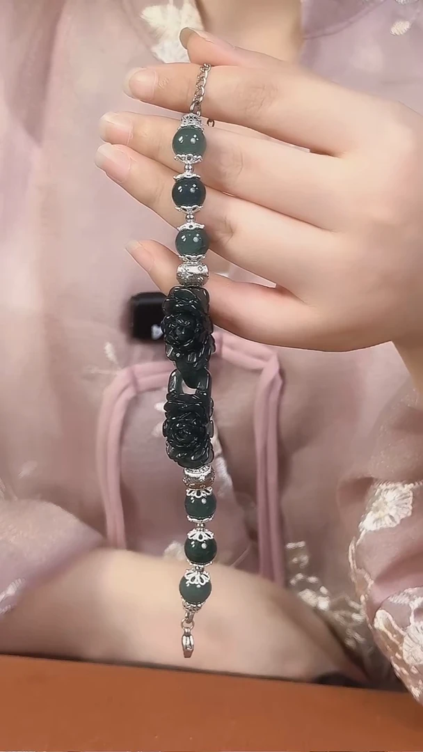 吊坠(不含链)未镶嵌翡翠翡翠环环相扣手牌