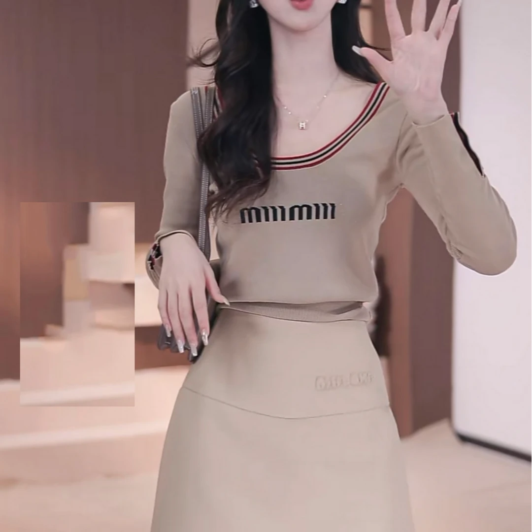 美式辣妹网红高街穿搭低圆领针织衫2025秋季新款时尚字母提花上衣