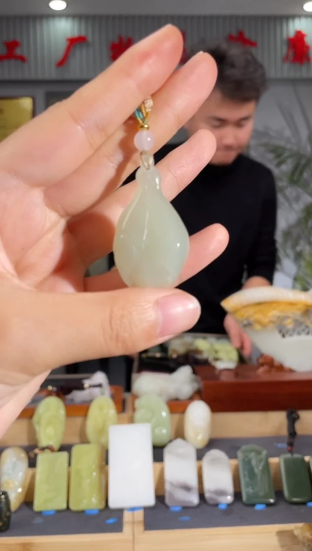 【闪购商品】和田玉颈饰未镶嵌拍一发一 多样性发货