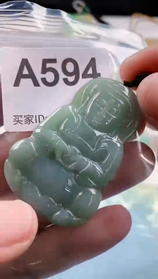 【闪购商品】翡翠挂件未镶嵌天然翡翠吊坠挂件