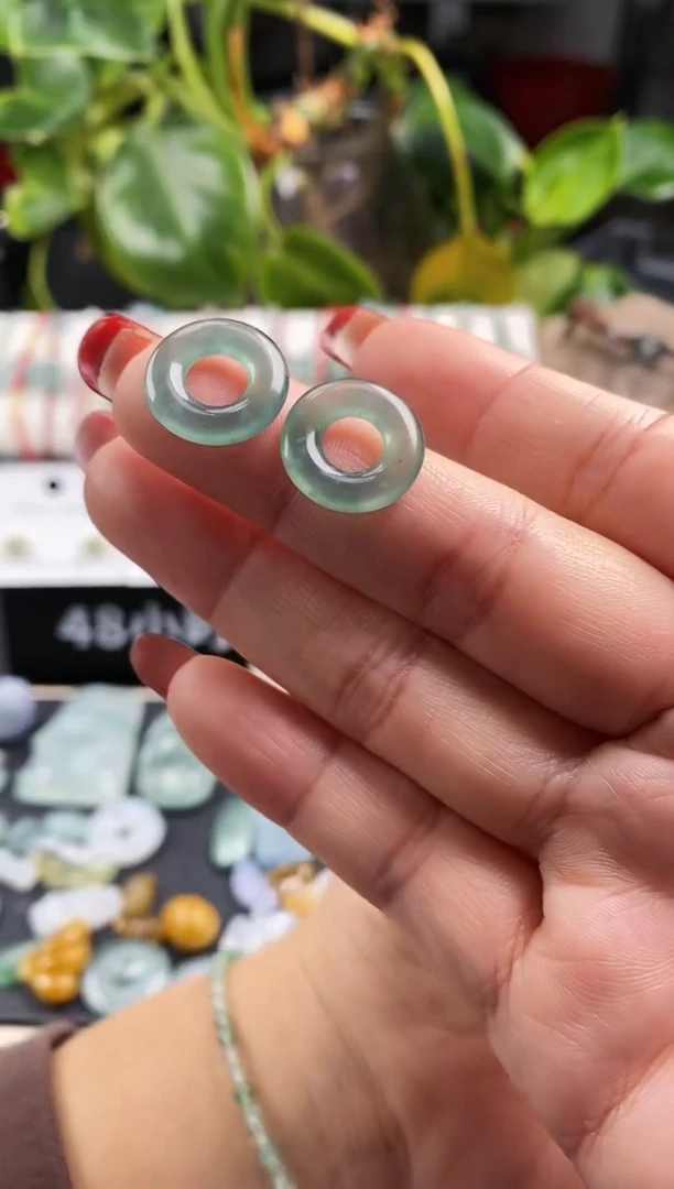 【闪购商品】翡翠裸石翡翠甜甜圈