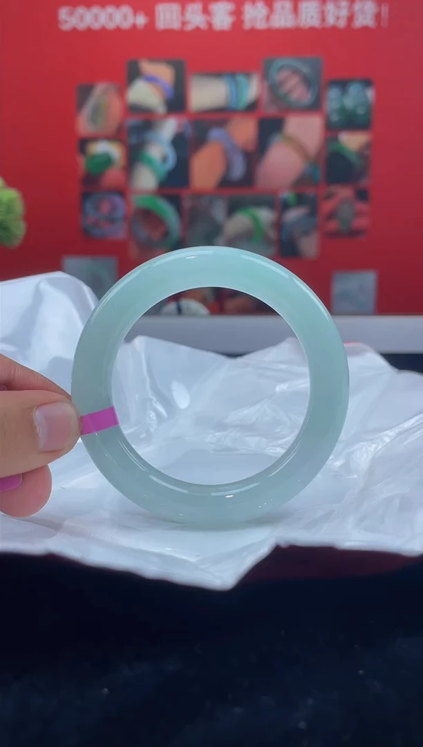 翡翠手镯未镶嵌手镯5