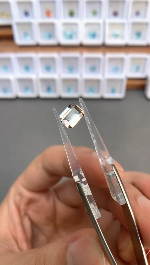 未镶嵌裸石定制碧玺1.29ct 09032