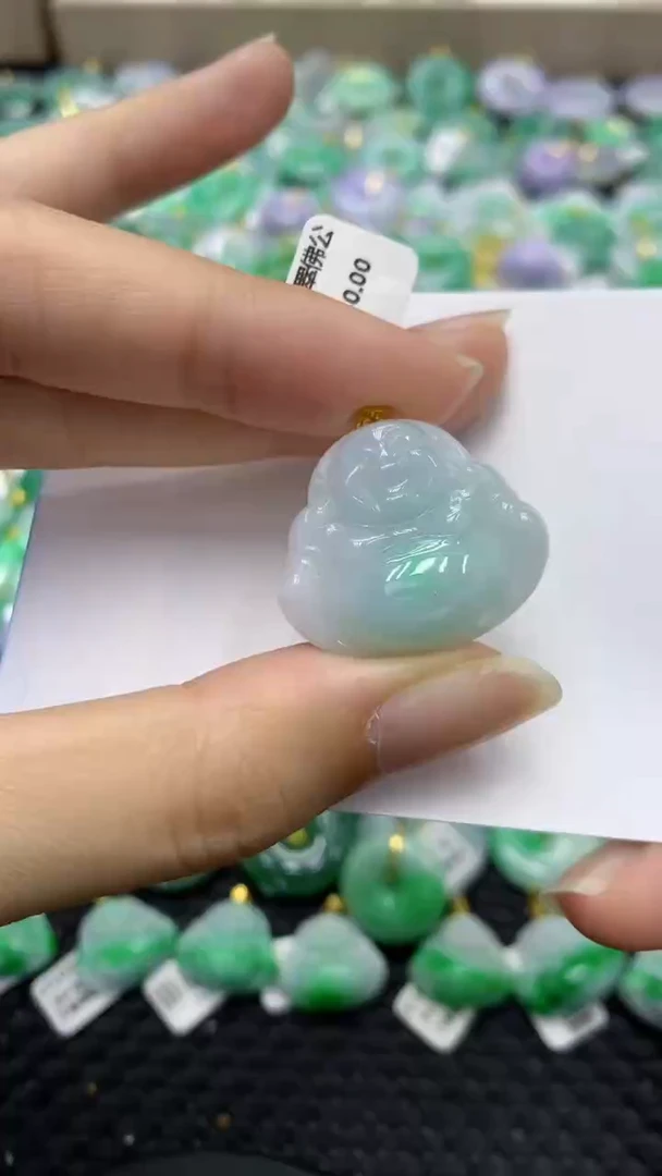 翡翠18K金镶嵌颈饰天然缅甸翡翠A货