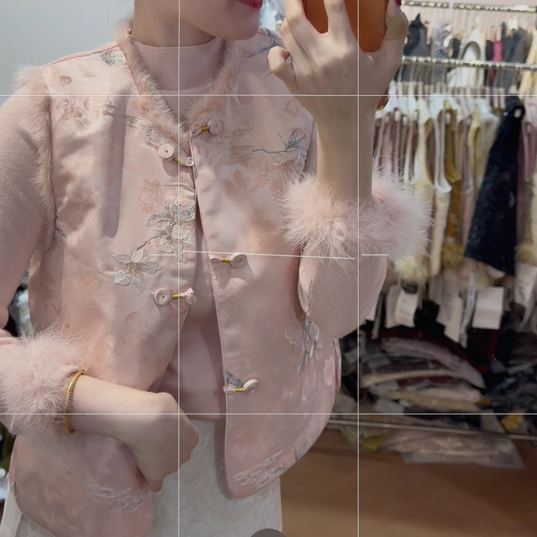 2026年新款 粉色马甲