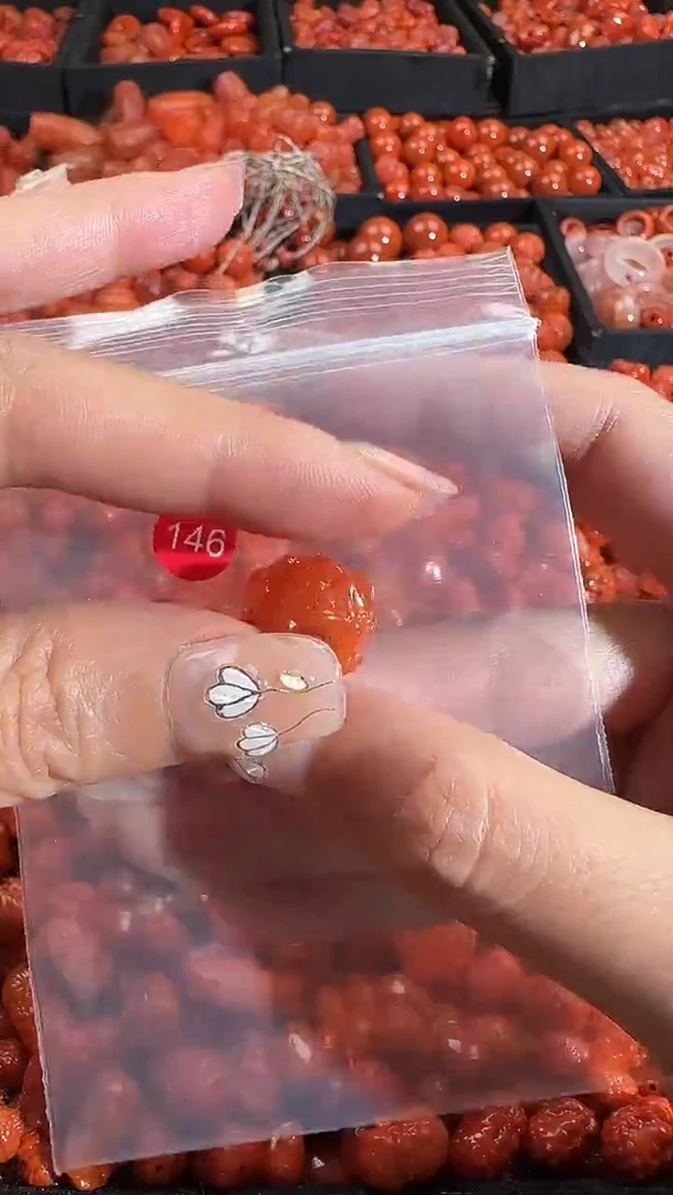 颈饰未镶嵌南红玛瑙1