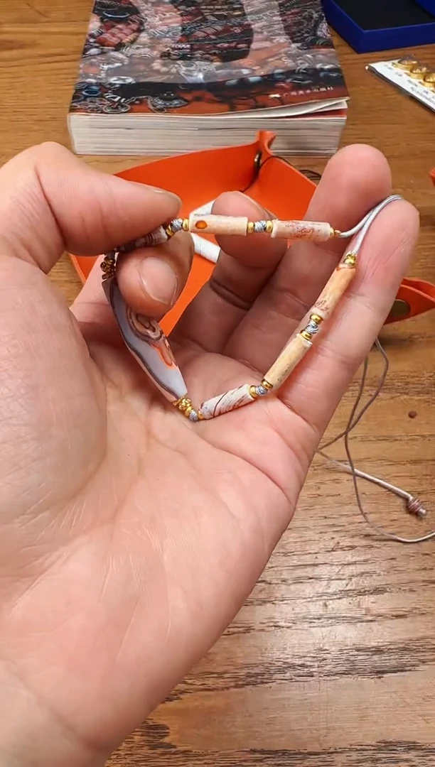 【闪购商品】琉璃颈饰【 肖钟出品 】