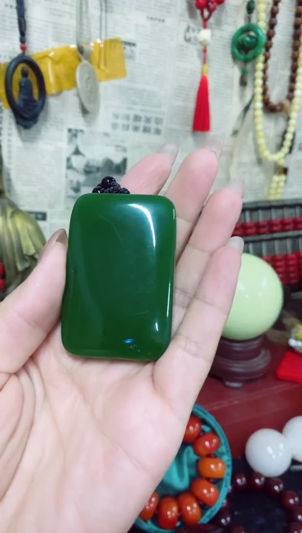 和田玉未镶嵌挂件主播推荐主播推荐