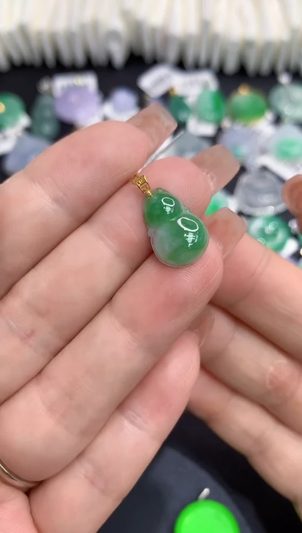 吊坠(不含链)18K金镶嵌翡翠111111111