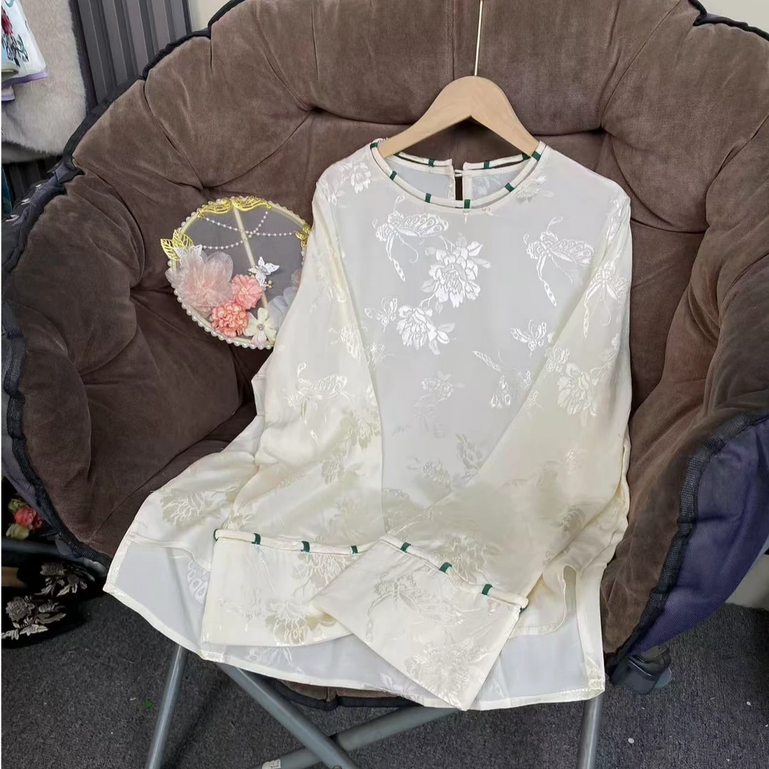 人丝蝴蝶提花新中式圆领套头长袖打底衫女2025春秋款显瘦百搭T恤
