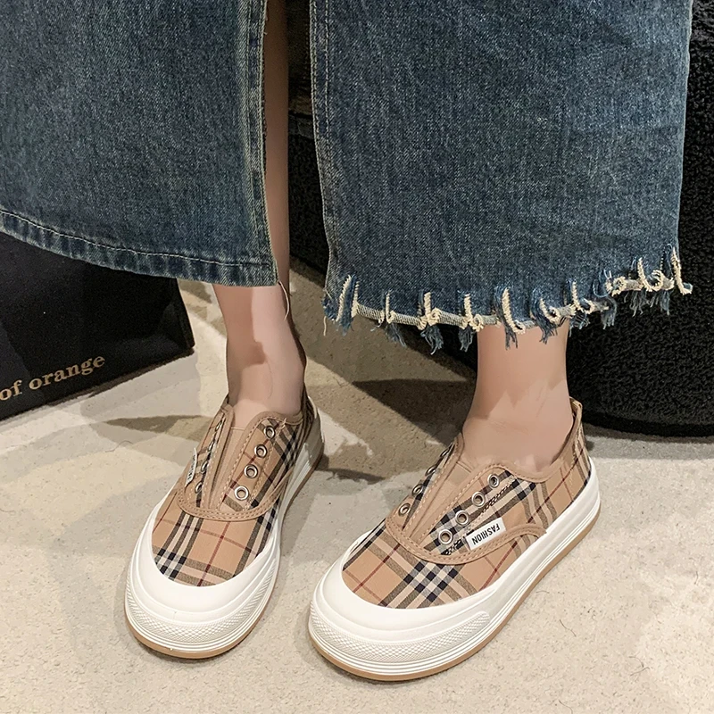 懒人时尚格子一脚蹬帆布鞋女2025早春新款潮流百搭休闲板鞋