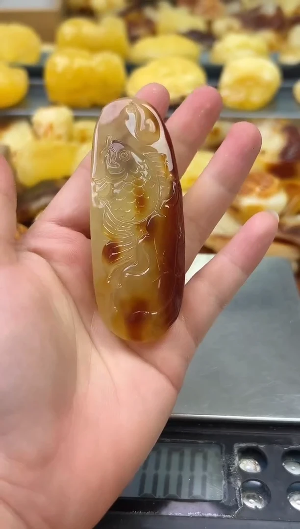 未镶嵌琥珀裸石蜜蜡吊坠