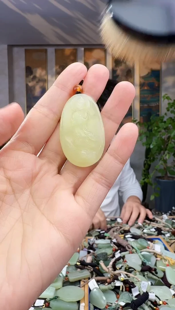 未镶嵌和田玉挂件拍一发一